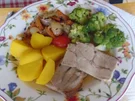 Rezept: Schweinenackenbraten mit Brokkoli und Kartoffeln Bild Nr. 2 Schweinenackenbraten mit Brokkoli und Kartoffeln - Rezept - Bild Nr. 2