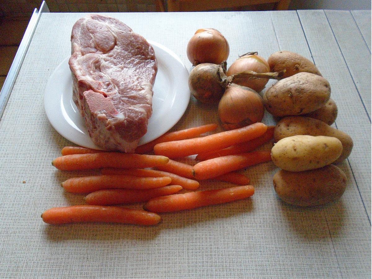Schweinenackenbraten mit Brokkoli und Kartoffeln - Rezept - Bild Nr. 3