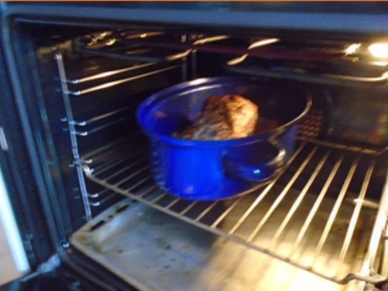 Rezept: Schweinenackenbraten mit Brokkoli und Kartoffeln Bild Nr. 9 Schweinenackenbraten mit Brokkoli und Kartoffeln - Rezept - Bild Nr. 9