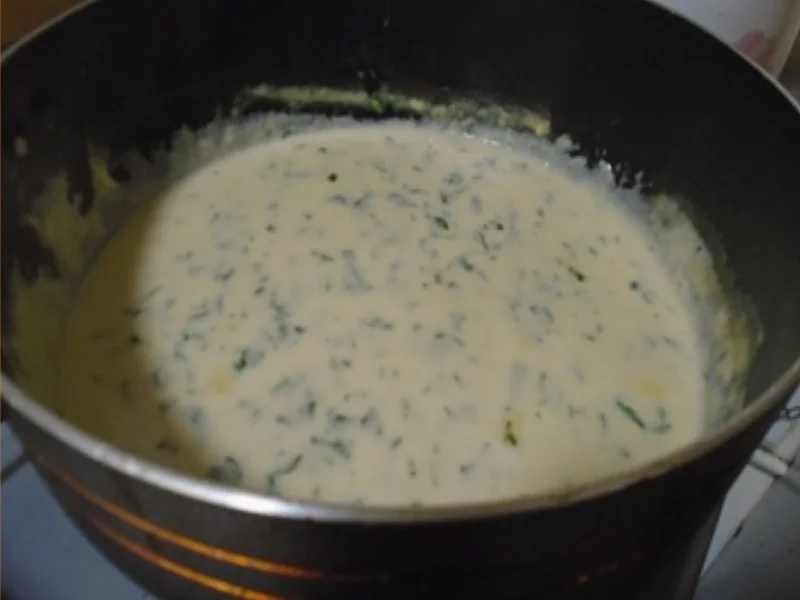 Kartoffel-Rindfleisch-Buletten mit Petersilien-Sauce, Blumenkohl und Drillingen - Rezept - Bild Nr. 21