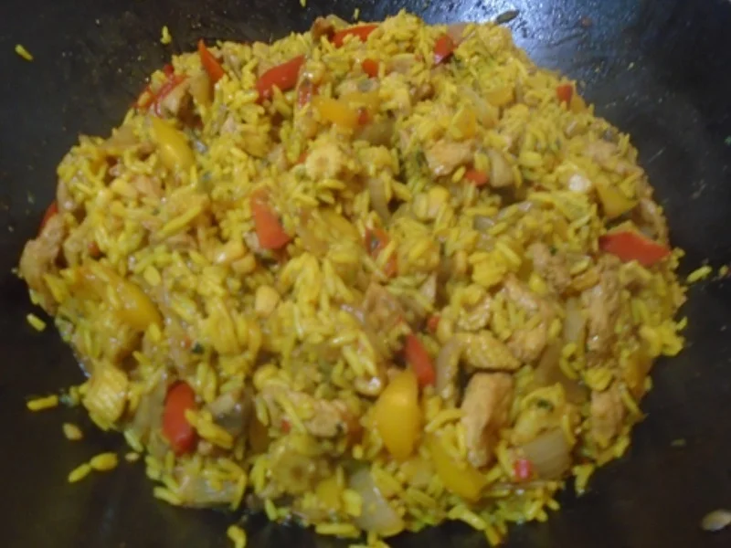 Gelber Reis mit Hähnchenbrustfilet und Gemüsemix - Rezept - Bild Nr. 2