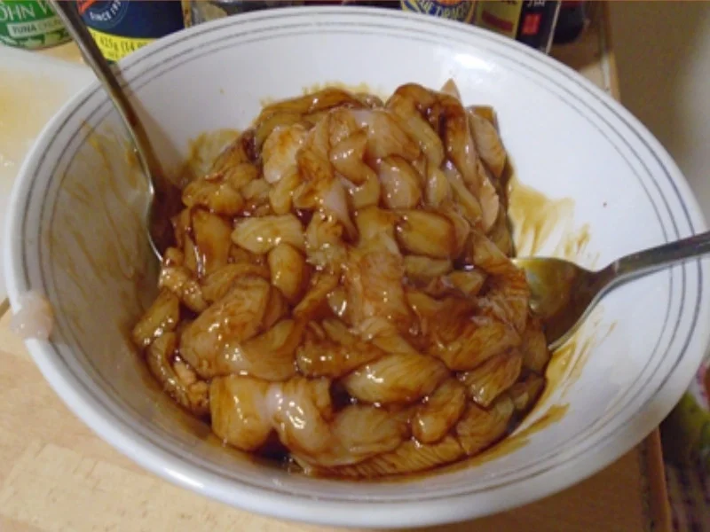 Gelber Reis mit Hähnchenbrustfilet und Gemüsemix - Rezept - Bild Nr. 9950