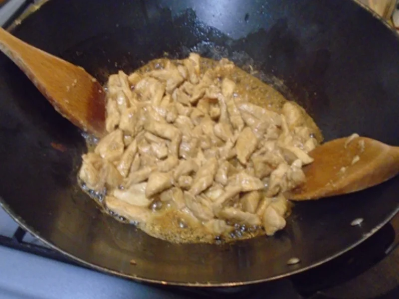 Gelber Reis mit Hähnchenbrustfilet und Gemüsemix - Rezept - Bild Nr. 9959