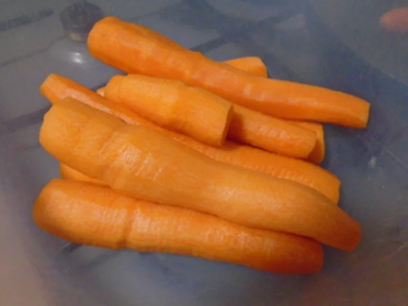 Kabeljaufilet mit Möhren-Honig-Sticks und Kartoffelstampf - Rezept - Bild Nr. 4