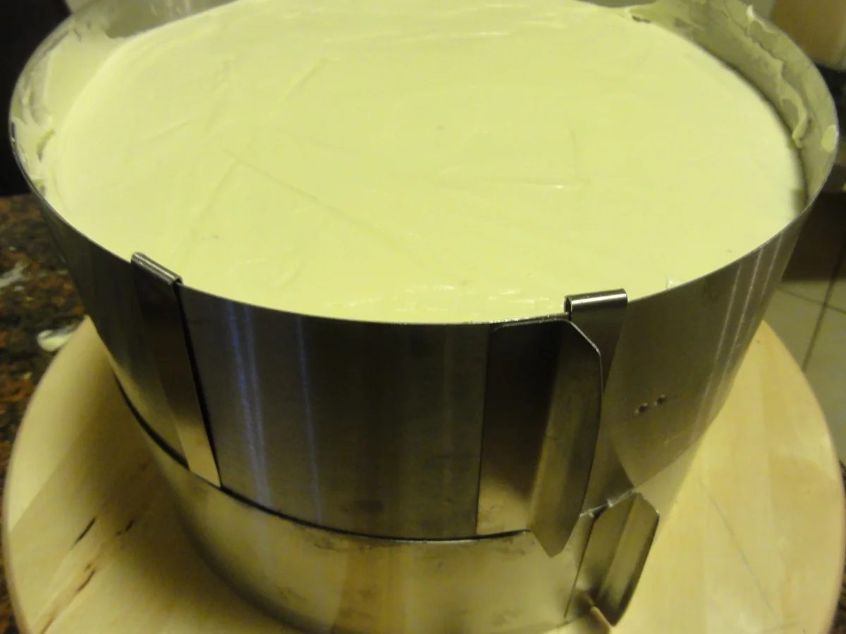 Rezept: Biskuit: HIMBEER ~ FRISCHKÄSE ~ TORTE Bild Nr. 10 Biskuit: HIMBEER ~ FRISCHKÄSE ~ TORTE - Rezept - Bild Nr. 10