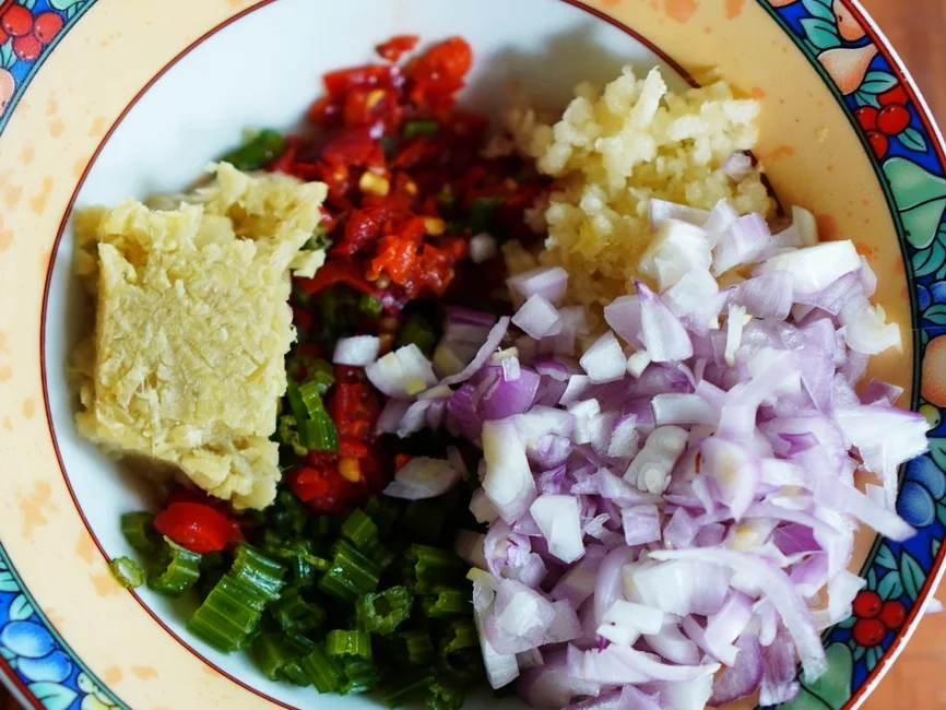 Chinesische, pikante Hühnerbrust - Yu Xiang Ba Kuai Ji - Rezept - Bild Nr. 5