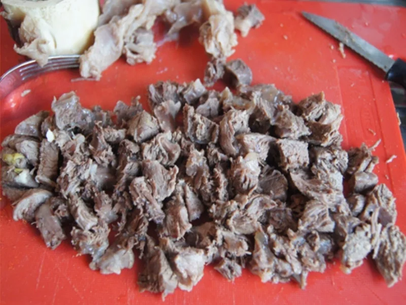 Rezept: Rindfleischsuppe mit Beinscheibe, Markknochen, Gemüse und Leberknödel Bild Nr. 23 Rindfleischsuppe mit Beinscheibe, Markknochen, Gemüse und Leberknödel - Rezept - Bild Nr. 23