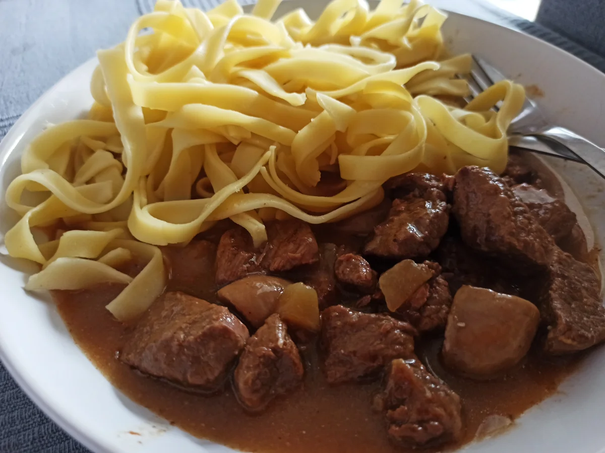 Rezept: Rindergulasch Bild Nr. 2 Rindergulasch - Rezept - Bild Nr. 2