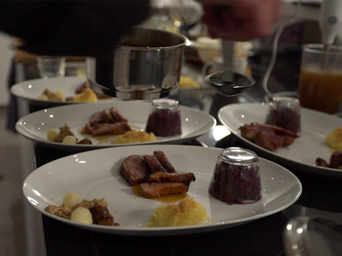 Gänseduett mit Maronenpüree und Kartoffelknödel - Rezept - kochbar.de
