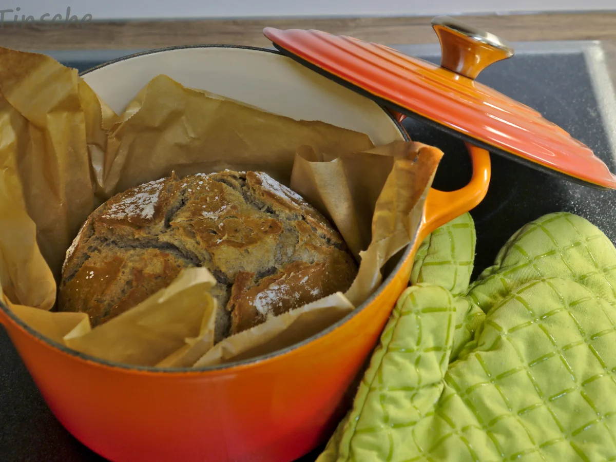 Knuspriges Landhausbrot - Rezept - Bild Nr. 2