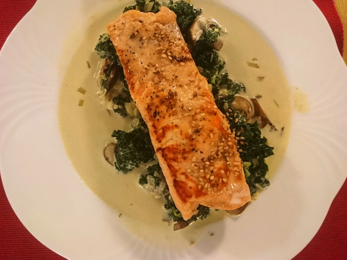 Lachsfilet auf cremigem Grünkohl - Rezept - Bild Nr. 2