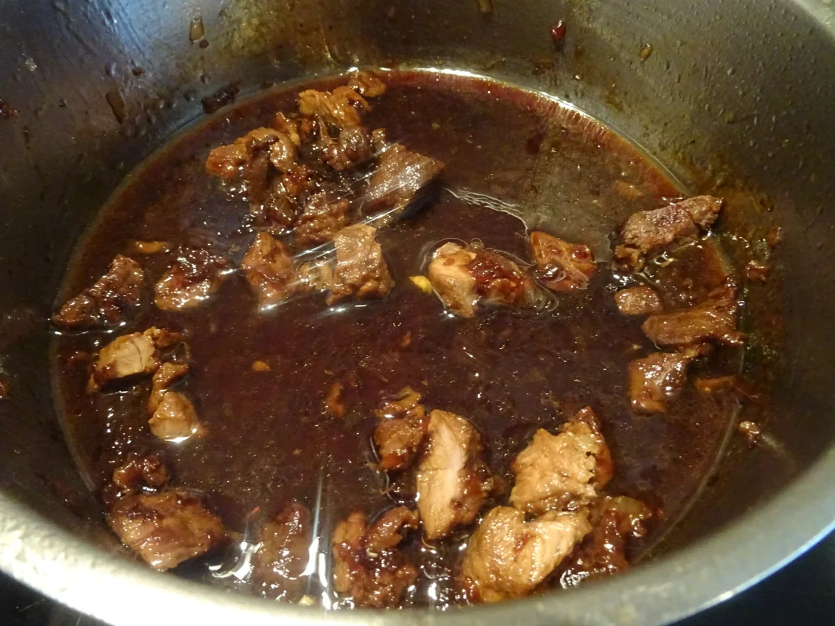 Rezept: Gänsebrust mit asiatischem Wok-Gemüse und Reis Bild Nr. 9961 Gänsebrust mit asiatischem Wok-Gemüse und Reis - Rezept - Bild Nr. 9961