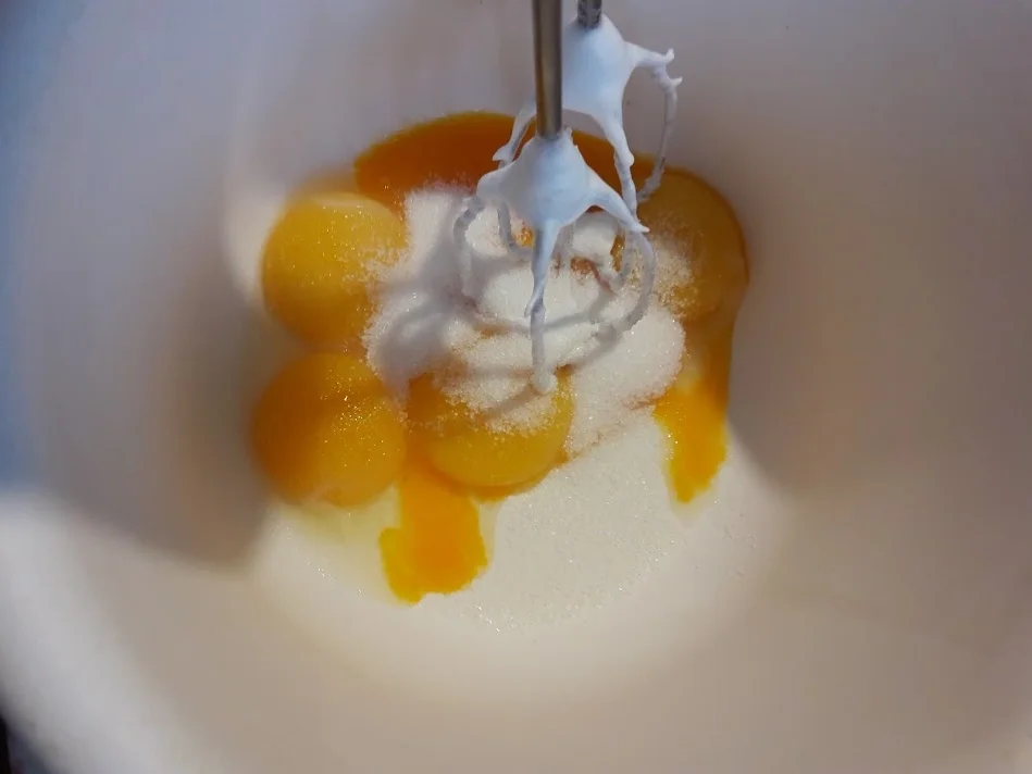 Petersilien-Biskuitrolle  zur kochbar Challenge März 2020 - Rezept - Bild Nr. 7