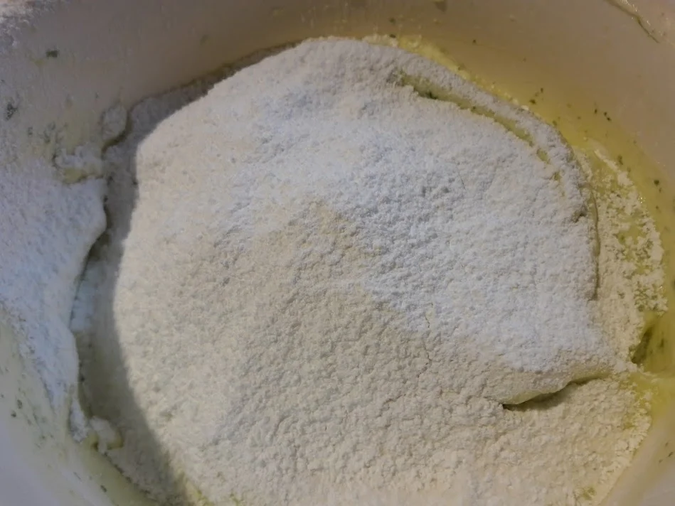 Petersilien-Biskuitrolle  zur kochbar Challenge März 2020 - Rezept - Bild Nr. 11