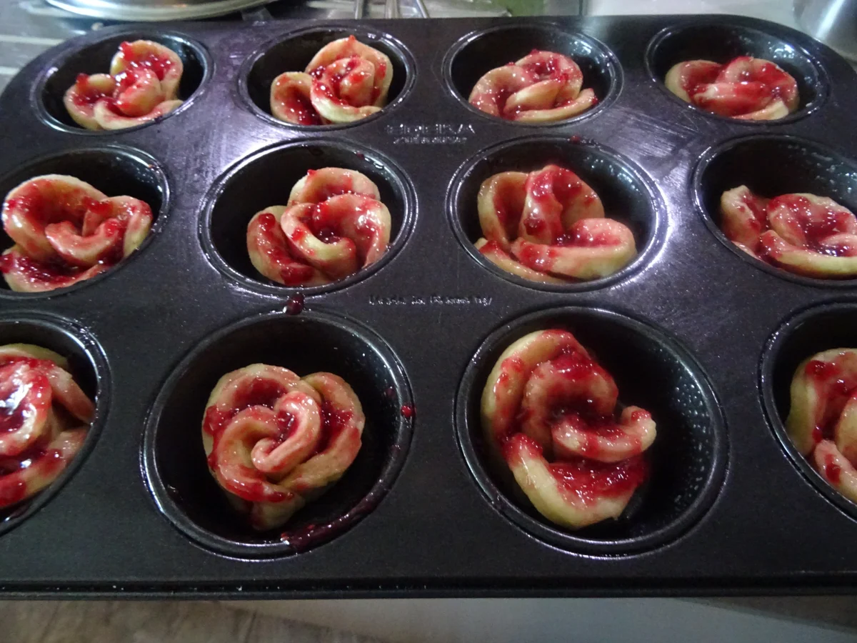 Himbeer-Rosen-Törtchen - Rezept - Bild Nr. 4