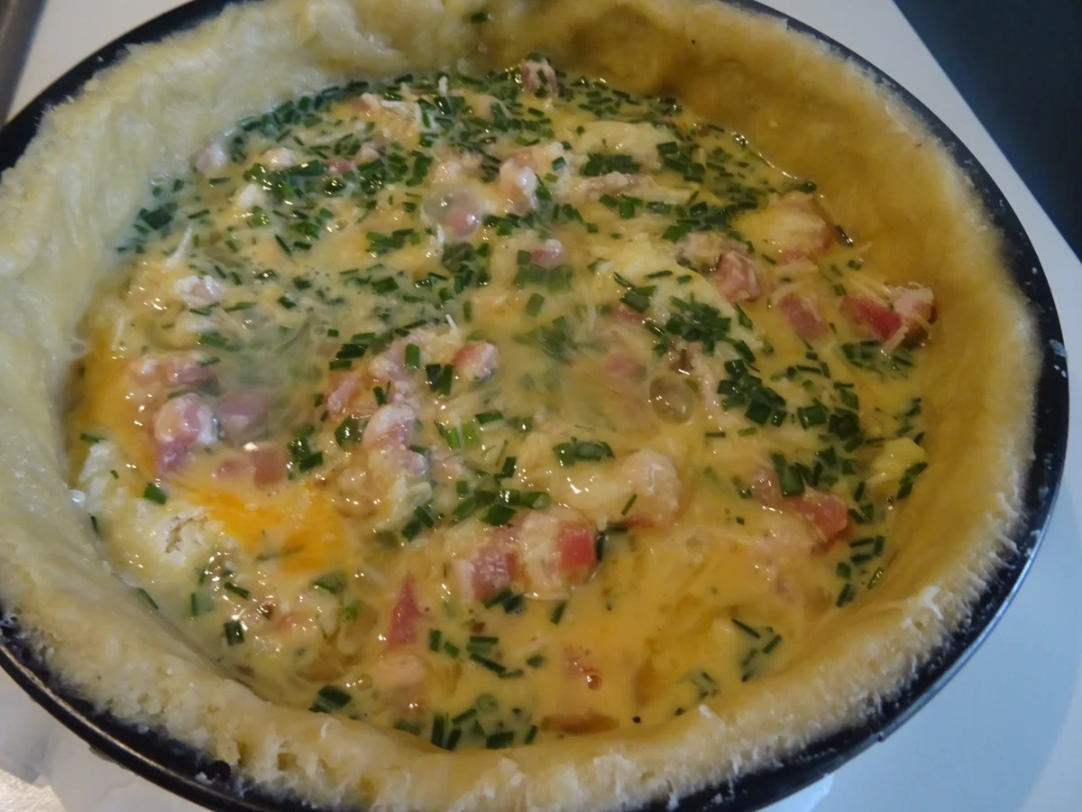 Kartoffel-Kuchen mit Schnittlauch-Dip und Beilagensalat - Rezept - Bild Nr. 4