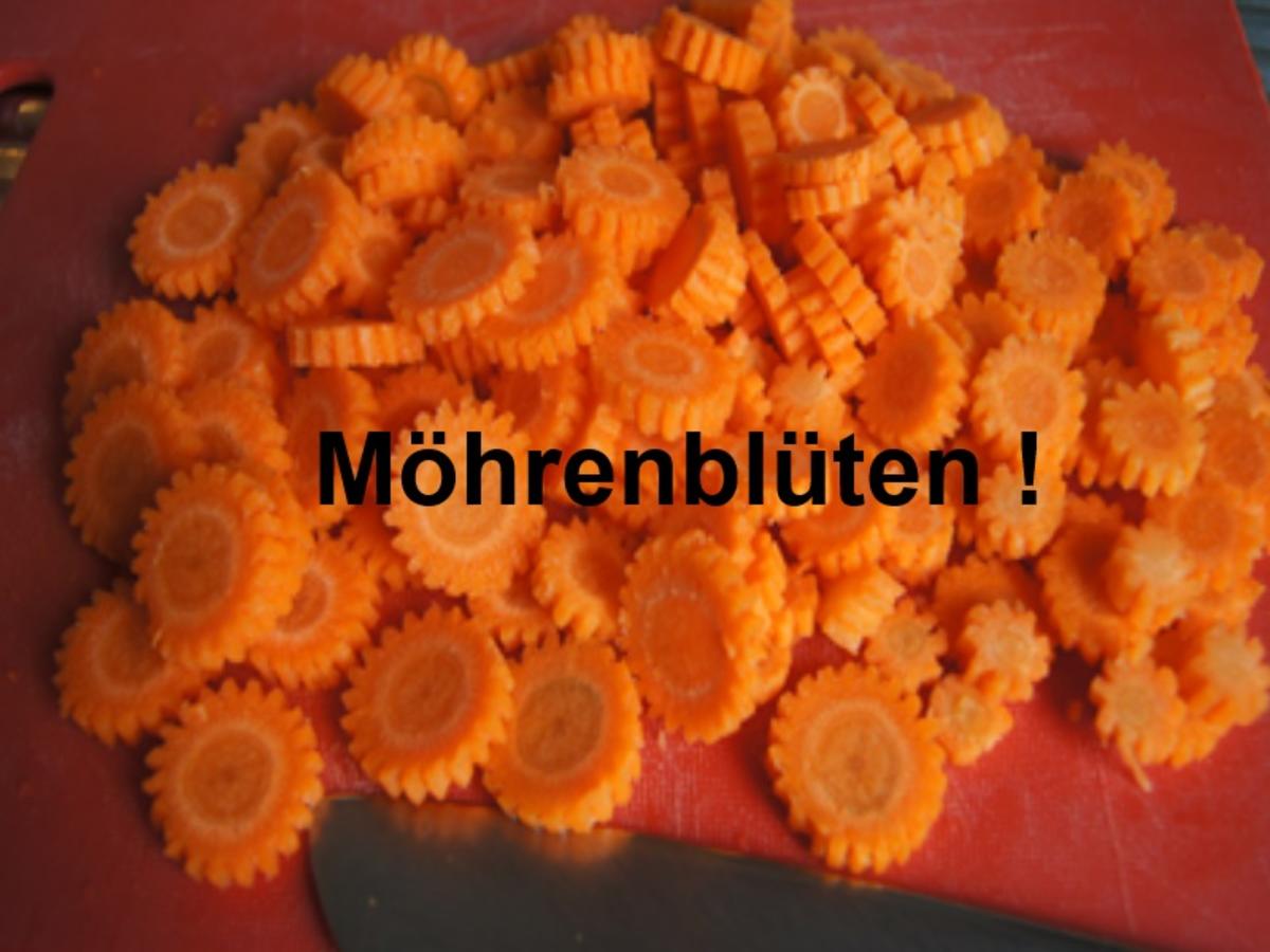 Nackensteak-Schnitzel mit Honig-Möhren-Blüten und Sellerie-Püree - Rezept - Bild Nr. 10