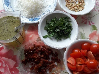 Rezept: Gebratene Spätzle mit Zucchini Bild Nr. 10013 Gebratene Spätzle mit Zucchini - Rezept - Bild Nr. 10013