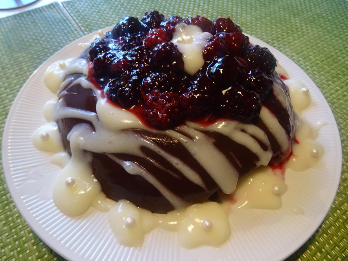 Brombeer-Joghurt-Pudding mit Buttermilch-Soße - Rezept - Bild Nr. 2