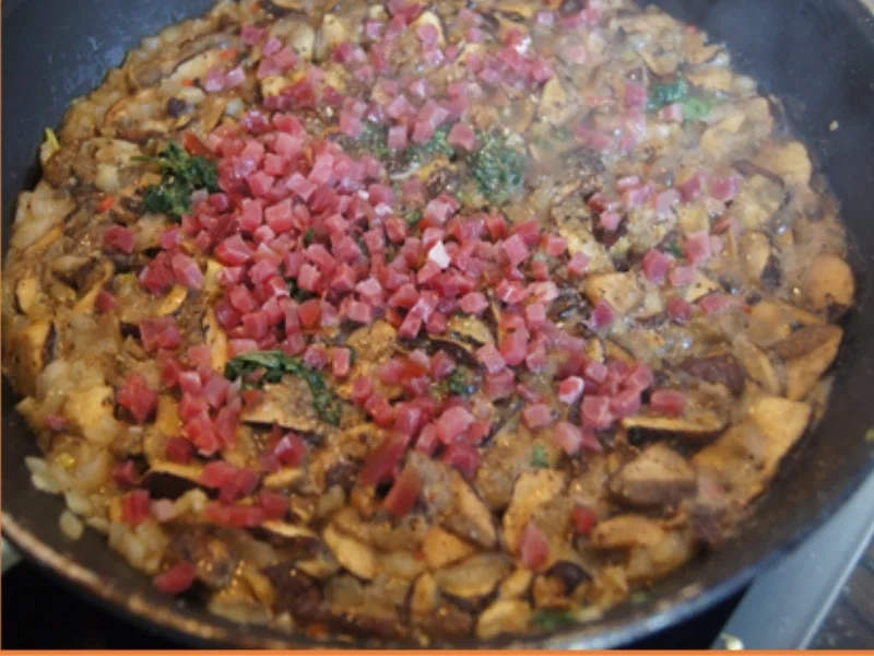 Würzige Waldpilzpfanne mit Koriander-Pellkartoffeln - Rezept - Bild Nr. 6