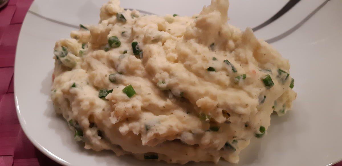 Lauwarmes Kräuter-Kartoffelpüree - Rezept - Bild Nr. 2