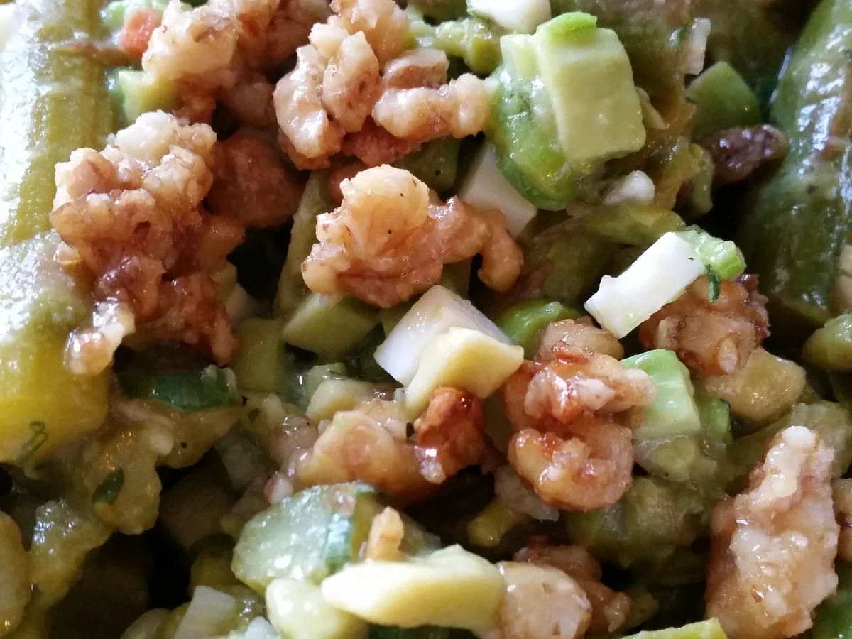 Spargelsalat mit Avocado - Rezept - Bild Nr. 2