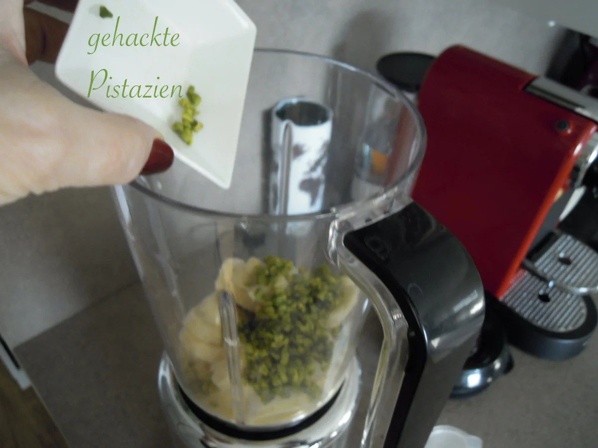 geeiste Bananen Avocado Creme mit Pistazientouch - Rezept - Bild Nr. 3