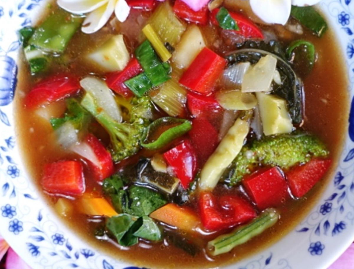 Cap Cay Brokkoli mit süß-saurer Sauce auf Sanur Art
