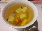 Rezept: Kurkuma-Ingwer-Nelken-Tee Bild Nr. 2 Kurkuma-Ingwer-Nelken-Tee - Rezept - Bild Nr. 2