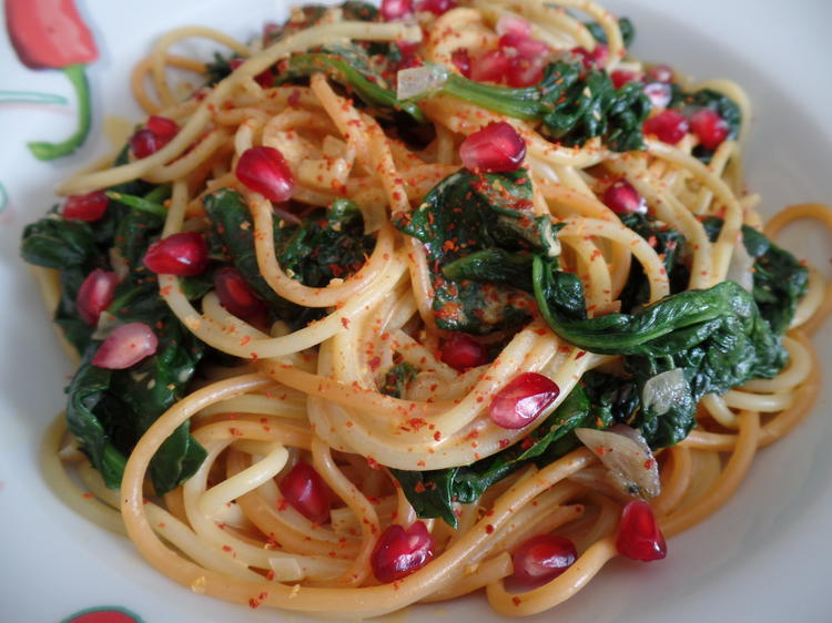 Spaghetti-Tricolore mit Möhrensauce - Rezept - kochbar.de