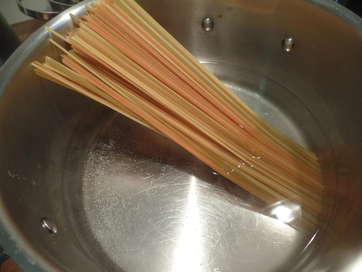 Spaghetti-Tricolore mit Möhrensauce - Rezept - Bild Nr. 10057