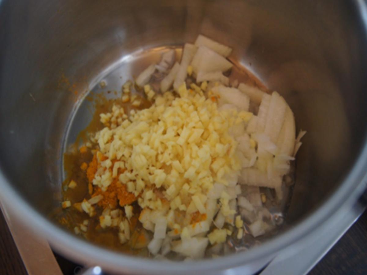 Möhrensuppe mit Ingwer und Kokosmilch - schnell &amp; einfach - von MausVoh