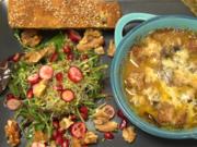 Ragout Fin mit wildem Salat und Süßkartoffel-Maronen-Brot - Rezept - Bild Nr. 2