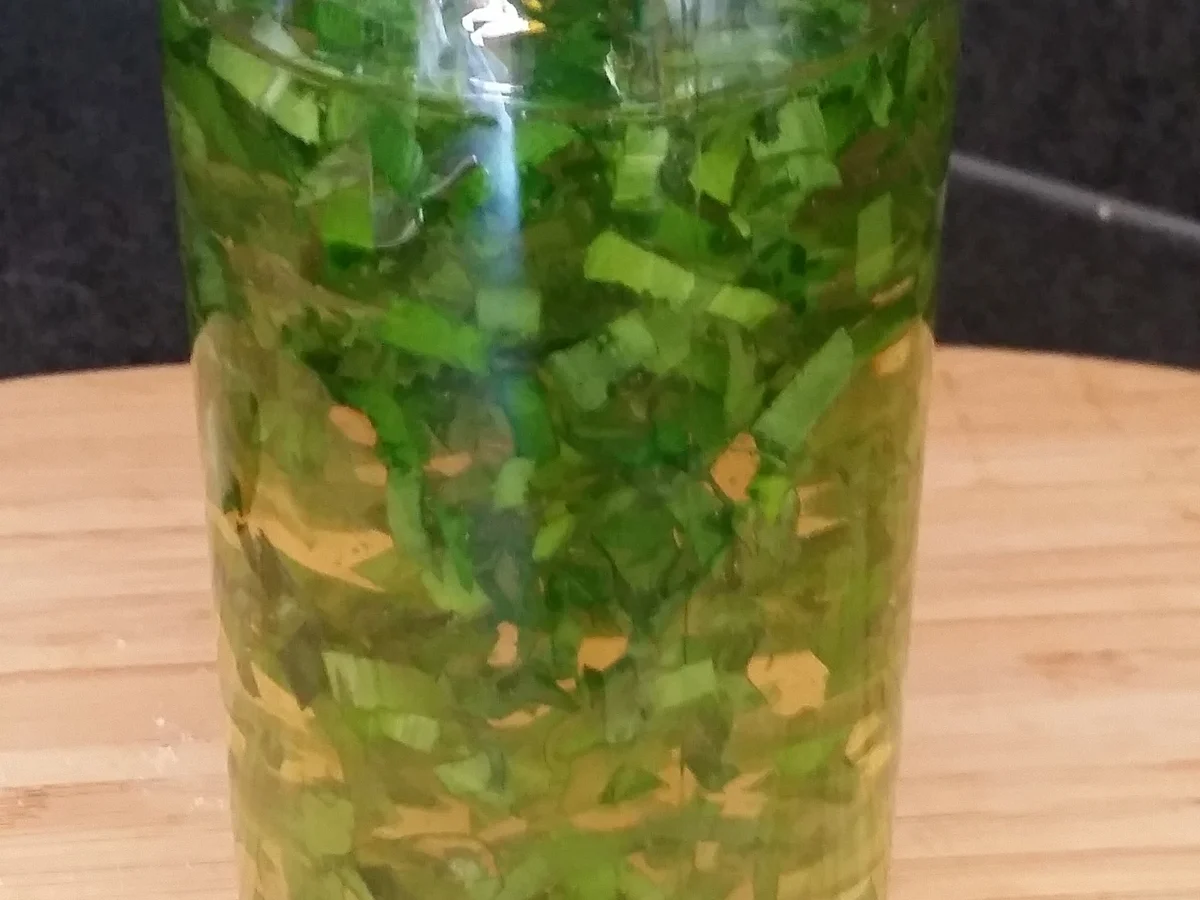 Rezept: Bärlauch - Öl Bild Nr. 5 Bärlauch - Öl - Rezept - Bild Nr. 5