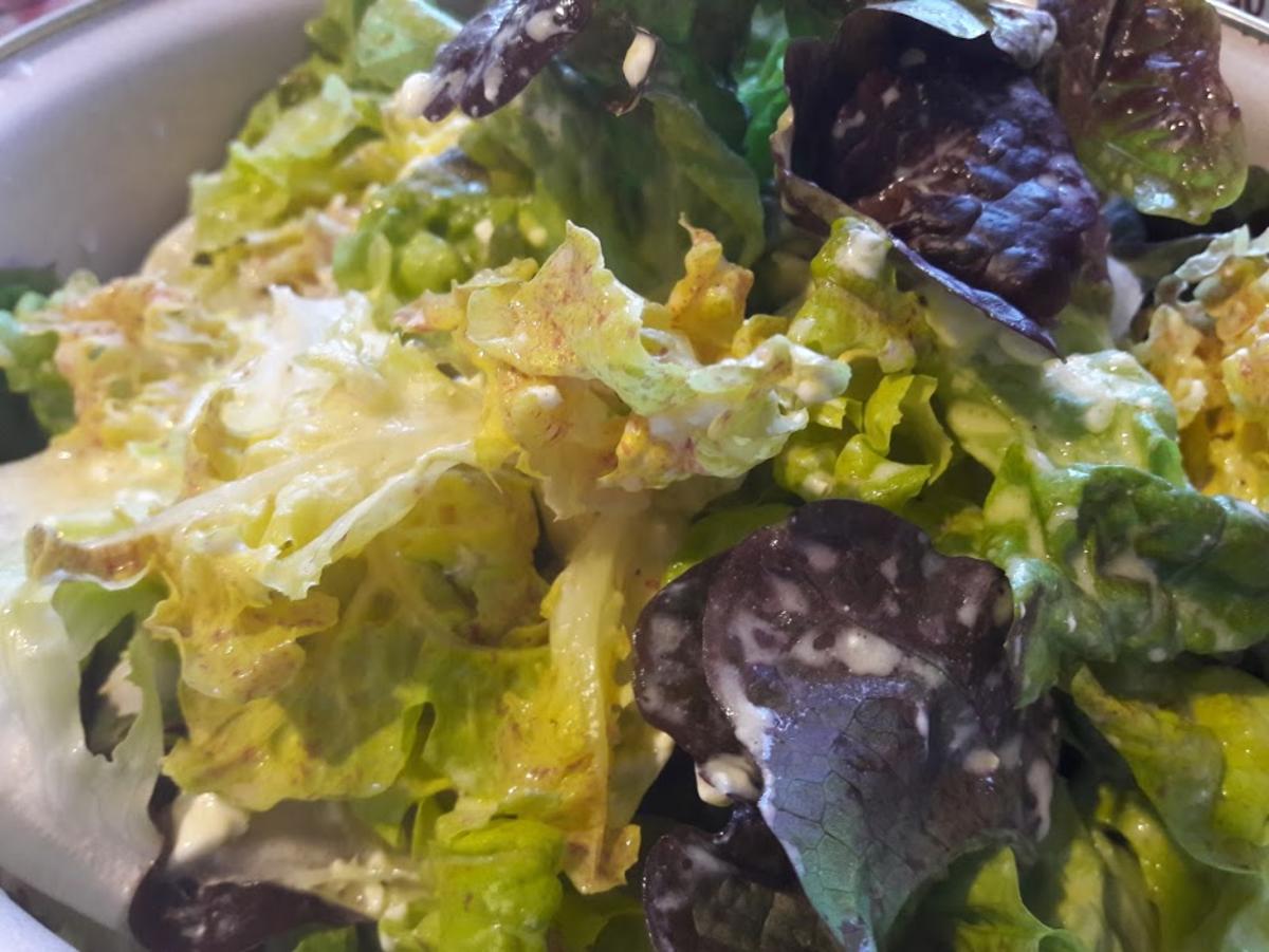 Salat mit einem Dressing das zu allen Blattsalaten passt - Rezept mit ...