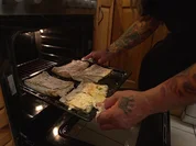 Fladenbrot mit Borani-Joghurt-Dip und Haydari - Rezept - Bild Nr. 2