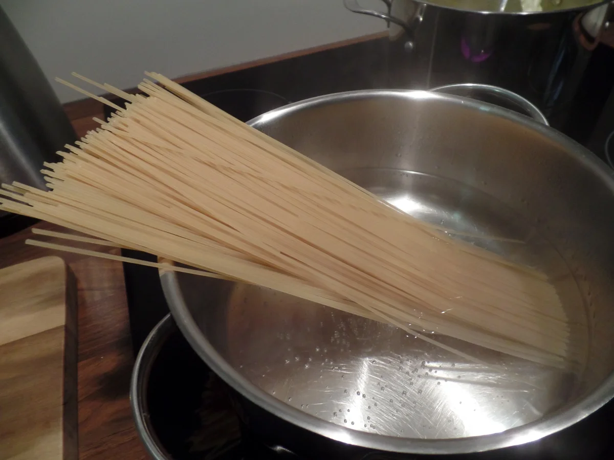 Zitronen-Spaghetti mit Spitzkohl - Rezept - Bild Nr. 10105