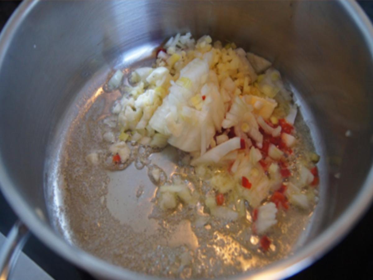 Würziger Rahmspinat, frittierte Eier und Kartoffelstampf - Rezept - Bild Nr. 6