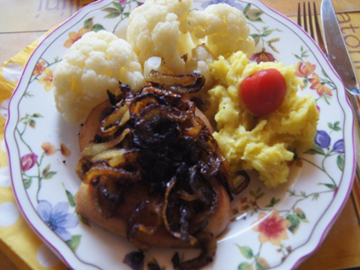 Fleischwurst mit Röstzwiebeln, Blumenkohl und Kartoffelstampf - Rezept - Bild Nr. 20