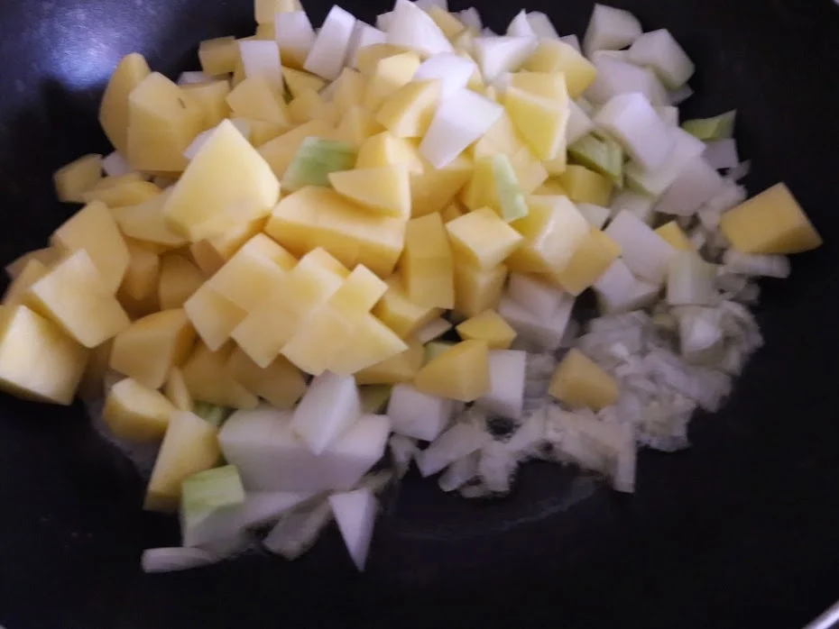 Bratwurst mit Rahmkartoffeln - Rezept - Bild Nr. 10105