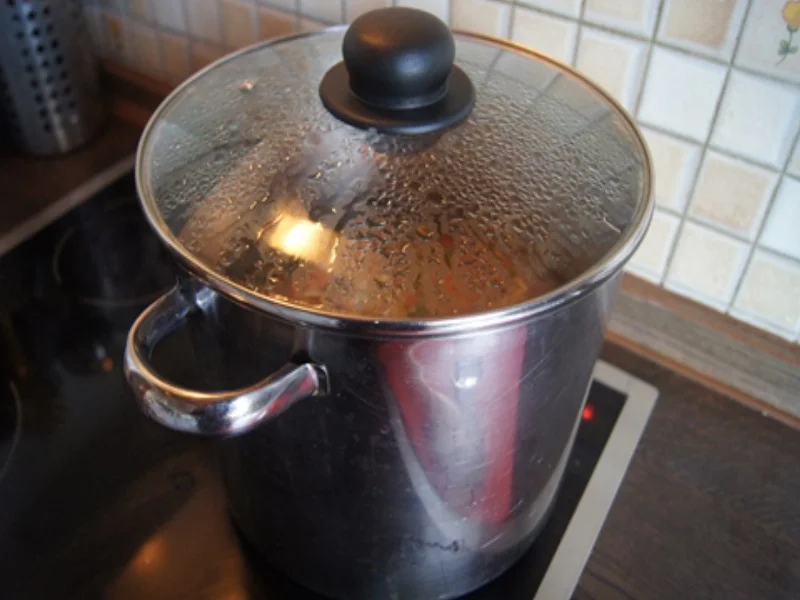 Kartoffelsuppe mit Steinpilzen und Cabanossi - Rezept - Bild Nr. 8