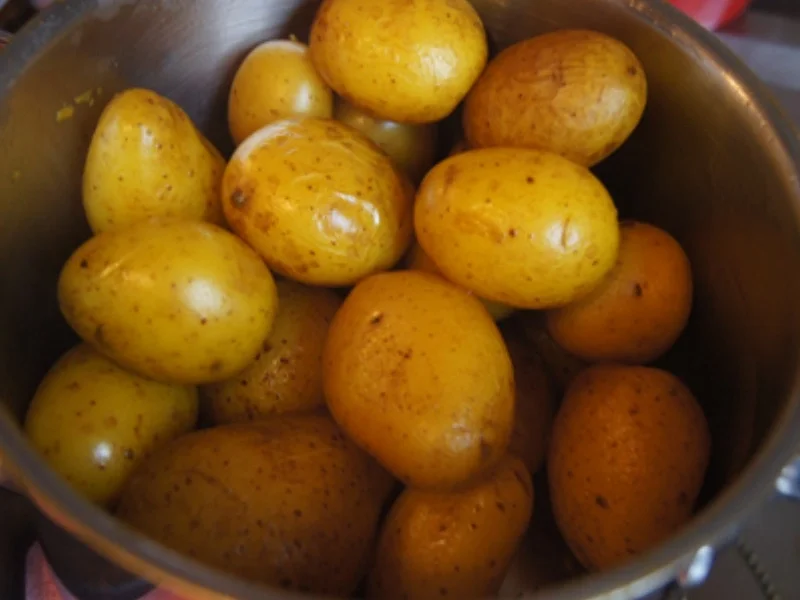 Rezept: Chili con carne mit Pellkartoffeln II Bild Nr. 16 Chili con carne mit Pellkartoffeln II - Rezept - Bild Nr. 16