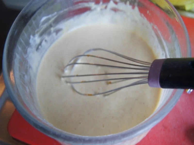 Rezept: Ausgebackener Blumenkohl mit Nürnberger Rostbratwürstchen und Kartoffelstampf Bild Nr. 5 Ausgebackener Blumenkohl mit Nürnberger Rostbratwürstchen und Kartoffelstampf - Rezept - Bild Nr. 5