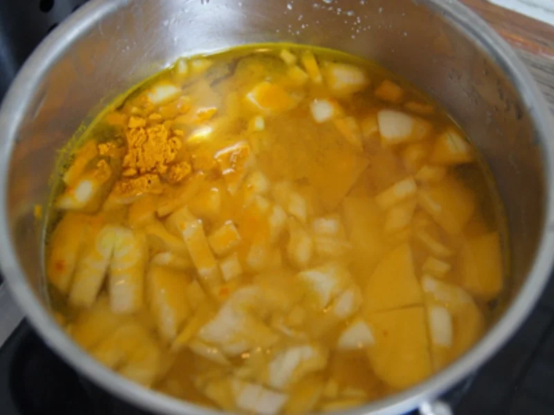 Rezept: Ausgebackener Blumenkohl mit Nürnberger Rostbratwürstchen und Kartoffelstampf Bild Nr. 13 Ausgebackener Blumenkohl mit Nürnberger Rostbratwürstchen und Kartoffelstampf - Rezept - Bild Nr. 13