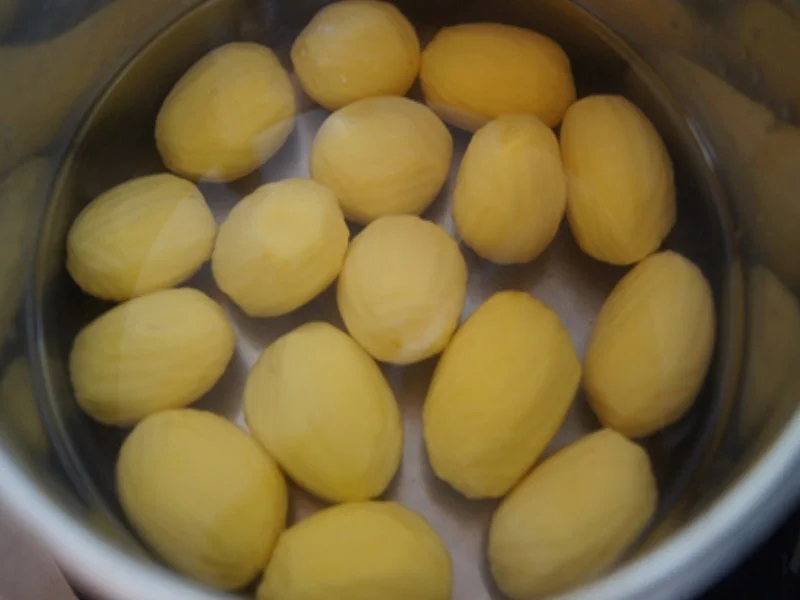 Schlemmerfilet auf asiatischen Gemüsebett mit Drillingen - Rezept - Bild Nr. 12