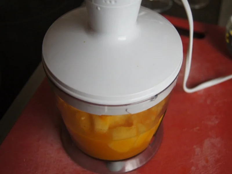 Rezept: Ingwer-Kurkuma-Drink Bild Nr. 7 Ingwer-Kurkuma-Drink - Rezept - Bild Nr. 7