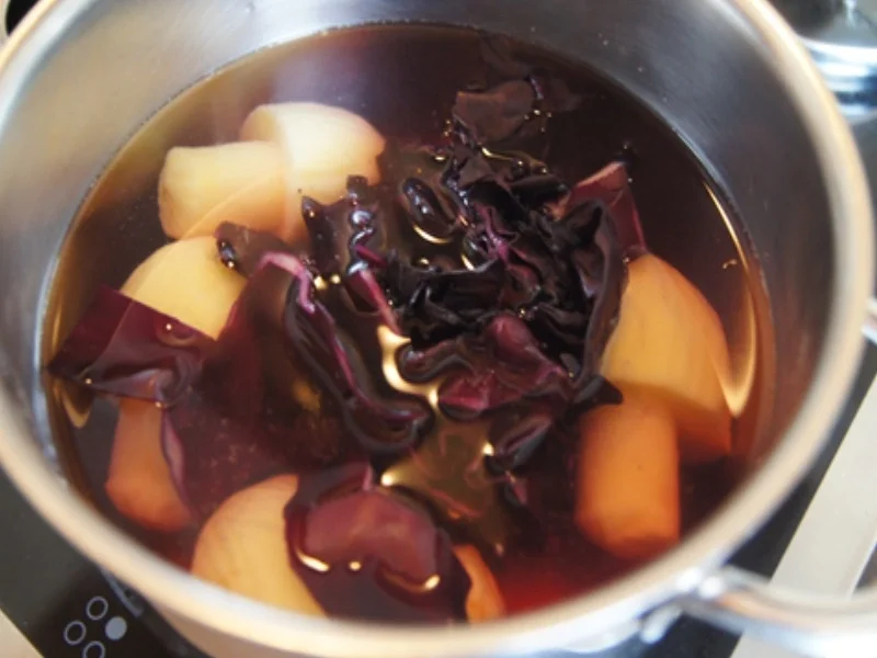 Gekochte Eier mit Senfsauce, Rote Bete Salat und Kartoffelpilzduo - Rezept - Bild Nr. 12