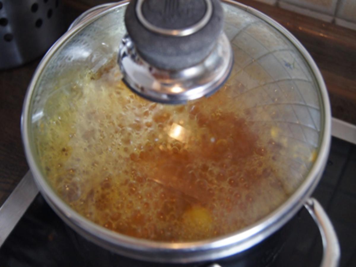 Frischer Spargel mit Sauce Hollandaise, gekochten Schinken und Kartoffelpilzen - Rezept - Bild Nr. 12