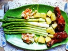 Rezept: Frittierte Hühnerschlegel mit Spargel und Kartoffeln Bild Nr. 2 Frittierte Hühnerschlegel mit Spargel und Kartoffeln - Rezept - Bild Nr. 2