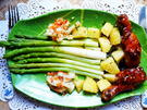Frittierte Hühnerschlegel mit  Spargel und Kartoffeln - Rezept - Bild Nr. 2